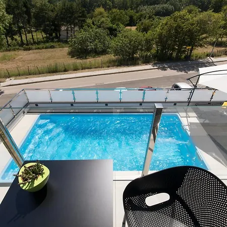 Supernus With Heated Pool Baška