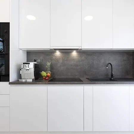 Supernus With Heated Pool Villa *