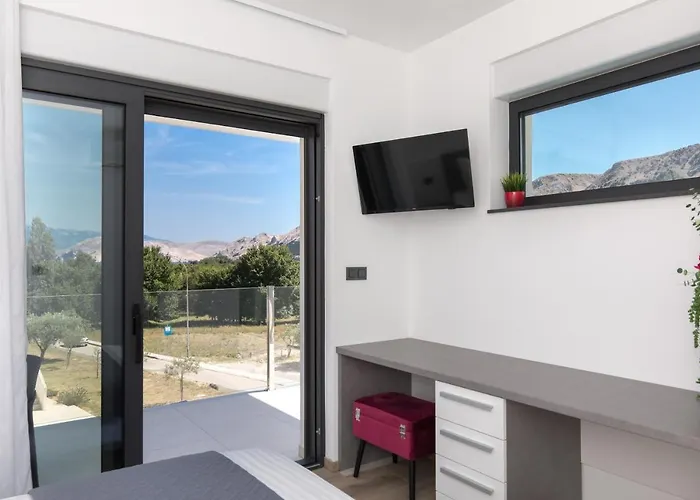 Villa Supernus With Heated Pool