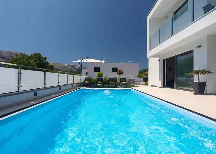 Supernus With Heated Pool Villa Baska (Krk)