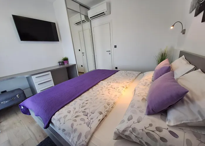 Supernus With Heated Pool Villa