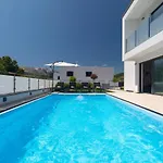 Supernus With Heated Pool فيلة باشْكا