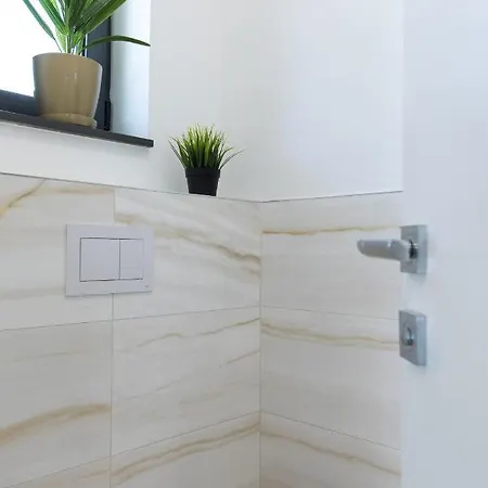 Supernus With Heated Pool Villa *