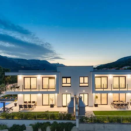 Supernus With Heated Pool Villa