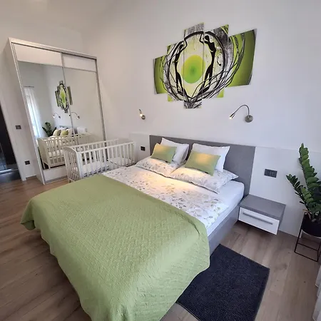 Villa Supernus With Heated Pool Baška