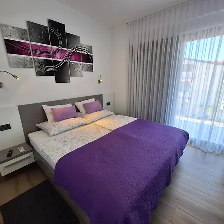 Supernus With Heated Pool Baška